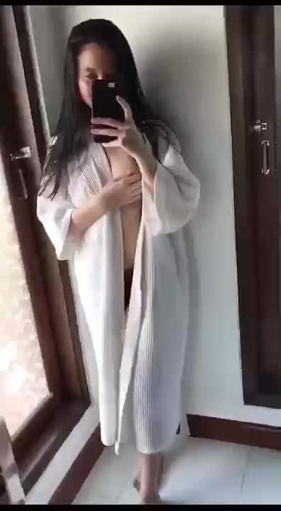 Video Cewe Pangkalan Lepas Handuk | KingBokep